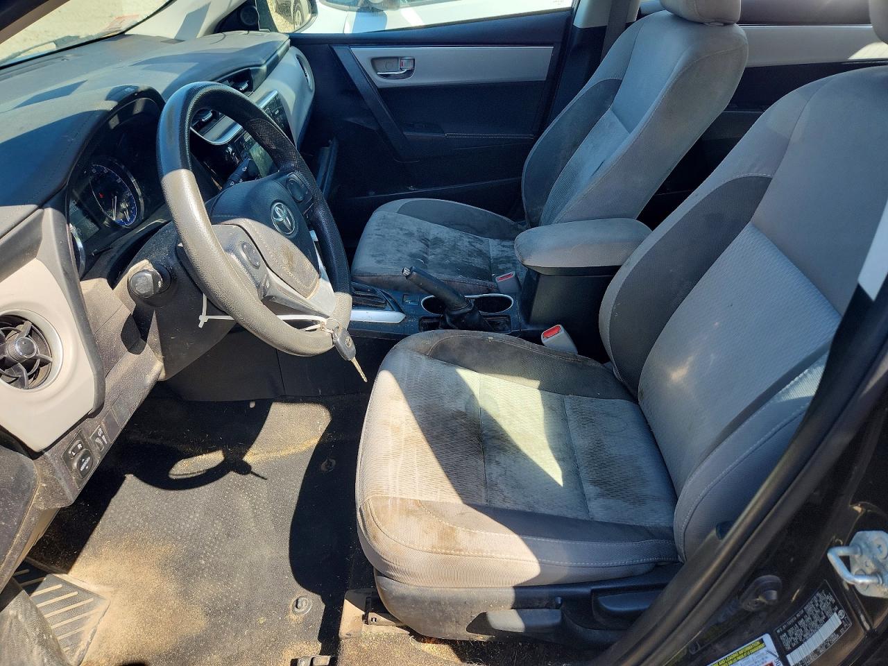 2017 TOYOTA COROLLA LE photo 13