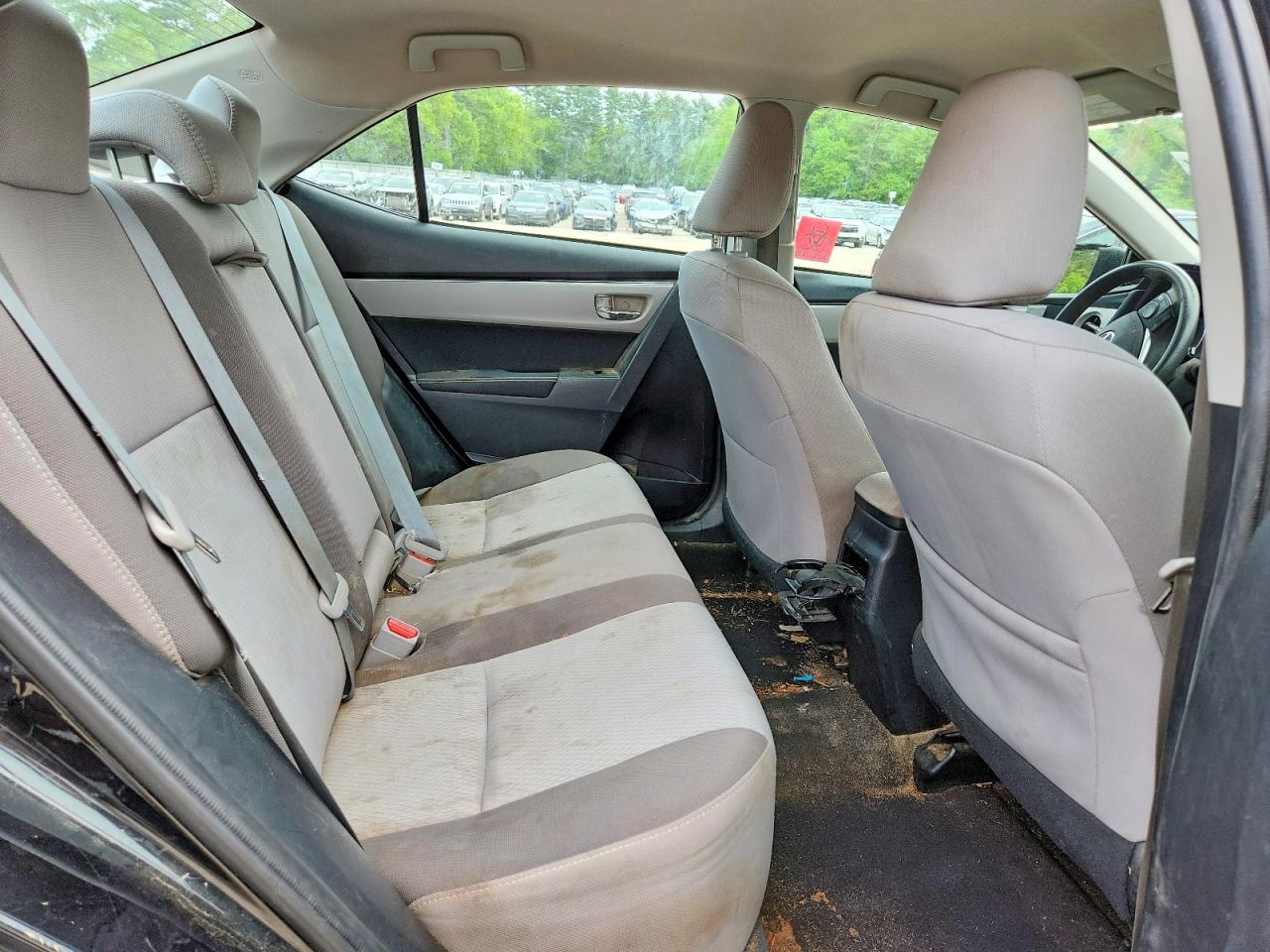2017 TOYOTA COROLLA LE photo 19