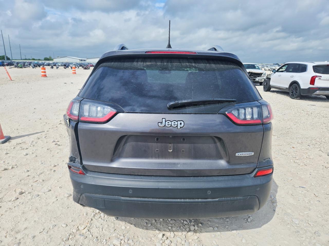 2019 JEEP CHEROKEE LATITUDE PLUS photo 11