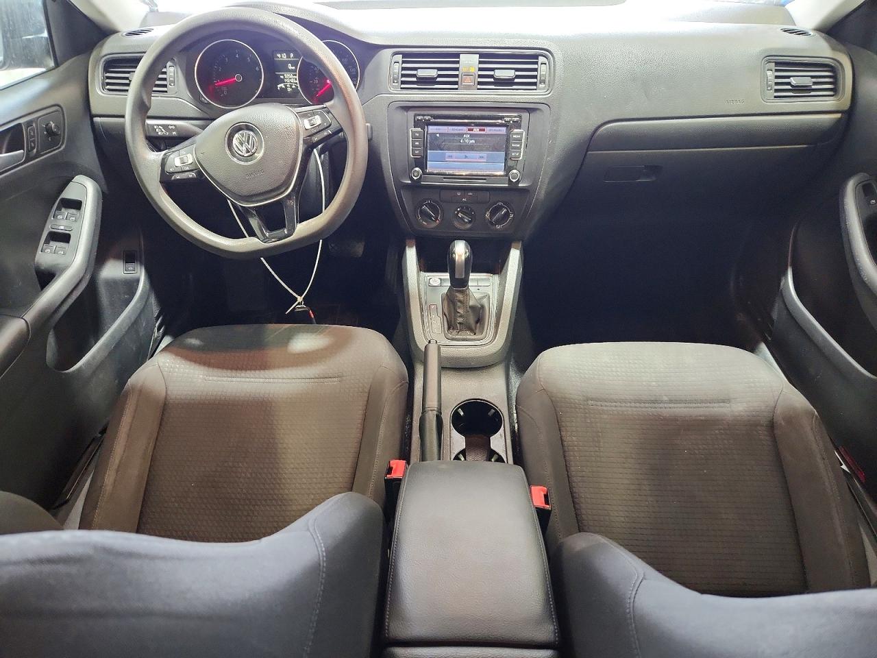 2015 VOLKSWAGEN JETTA BASE photo 22