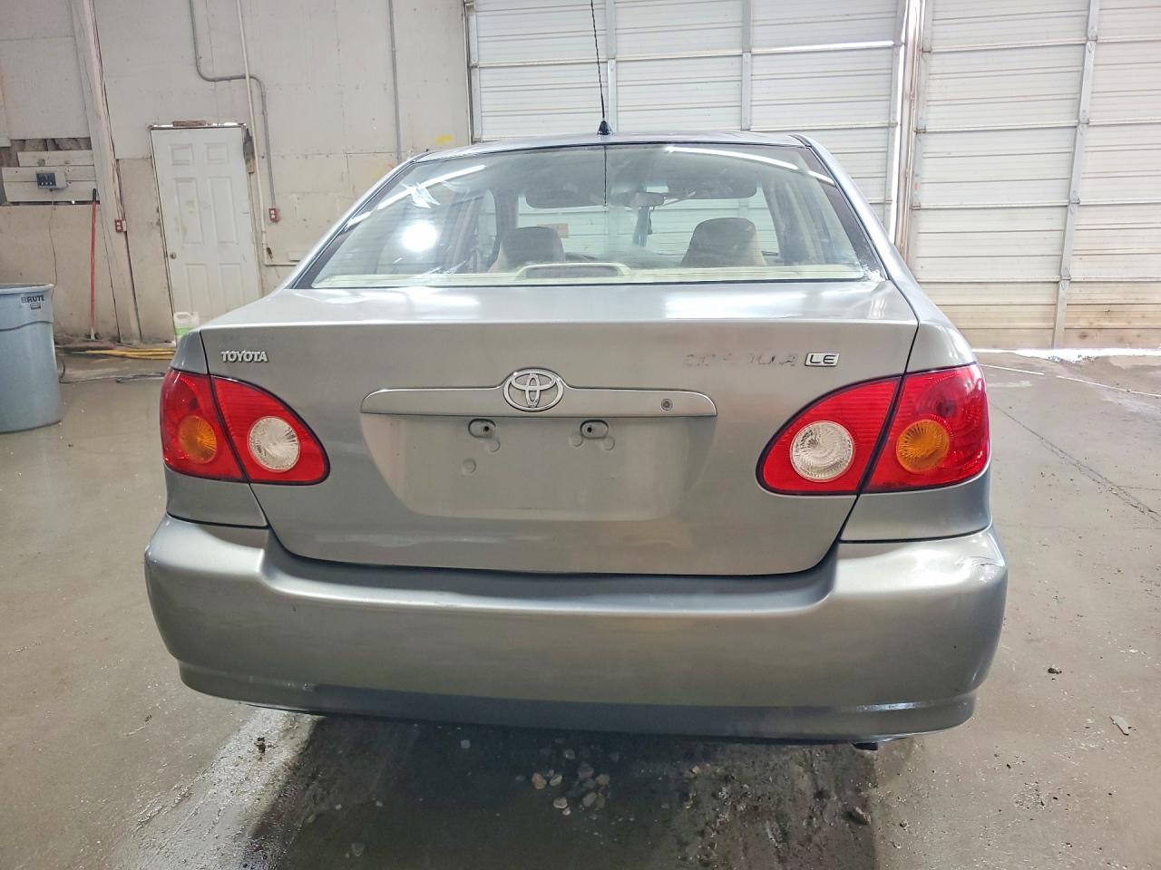 2003 TOYOTA COROLLA LE photo 11