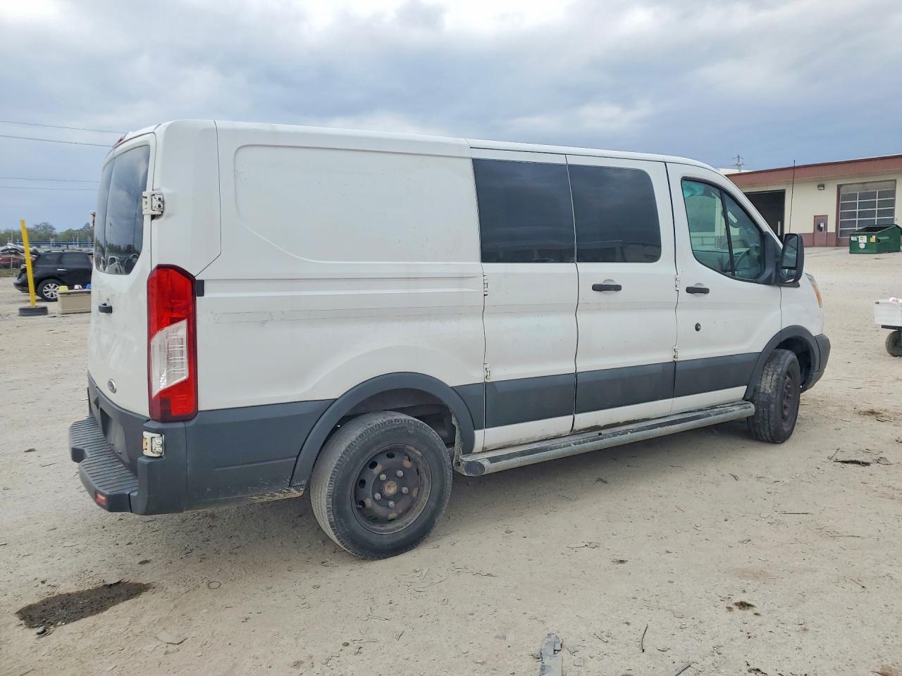 2016 FORD TRANSIT T-250 photo 7