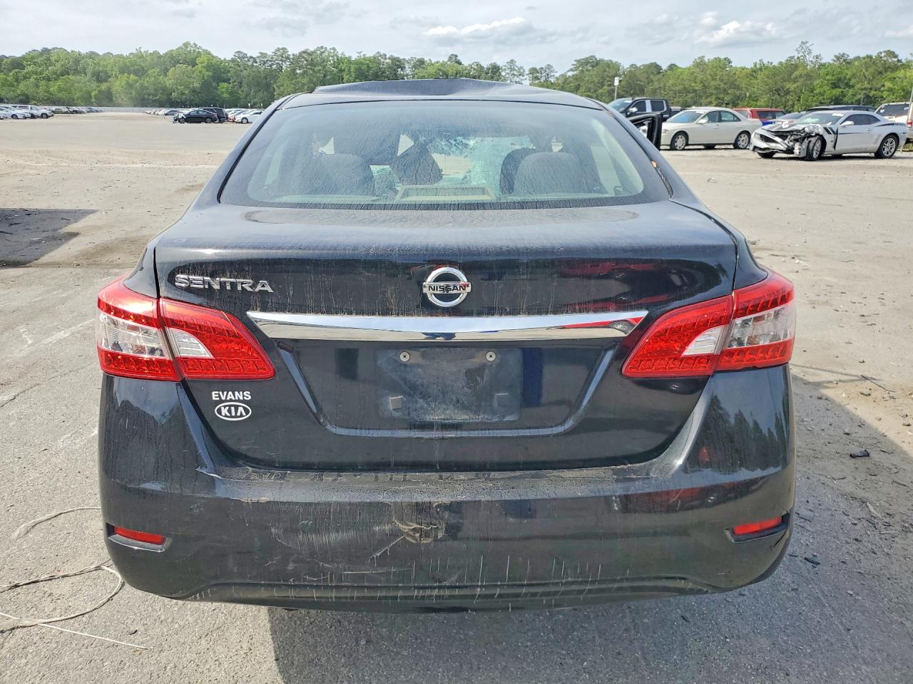 2015 NISSAN SENTRA S photo 11