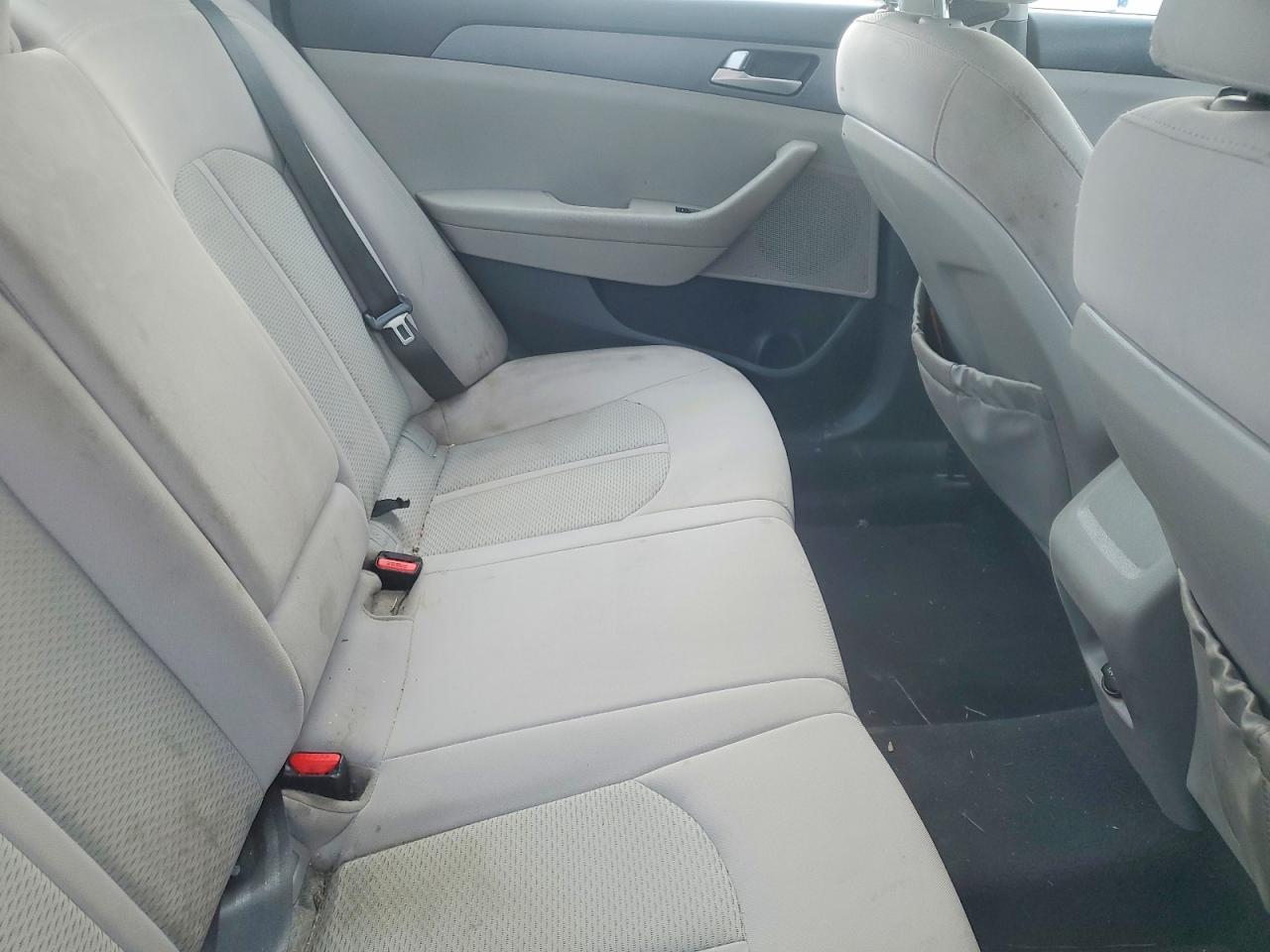 2017 HYUNDAI SONATA SE photo 28