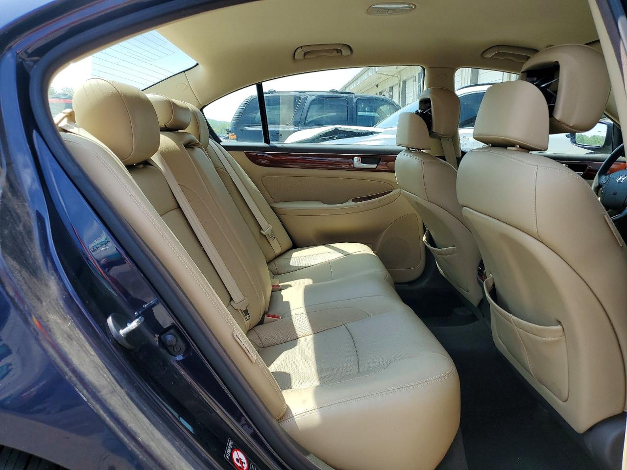 2013 HYUNDAI GENESIS 3.8L photo 10