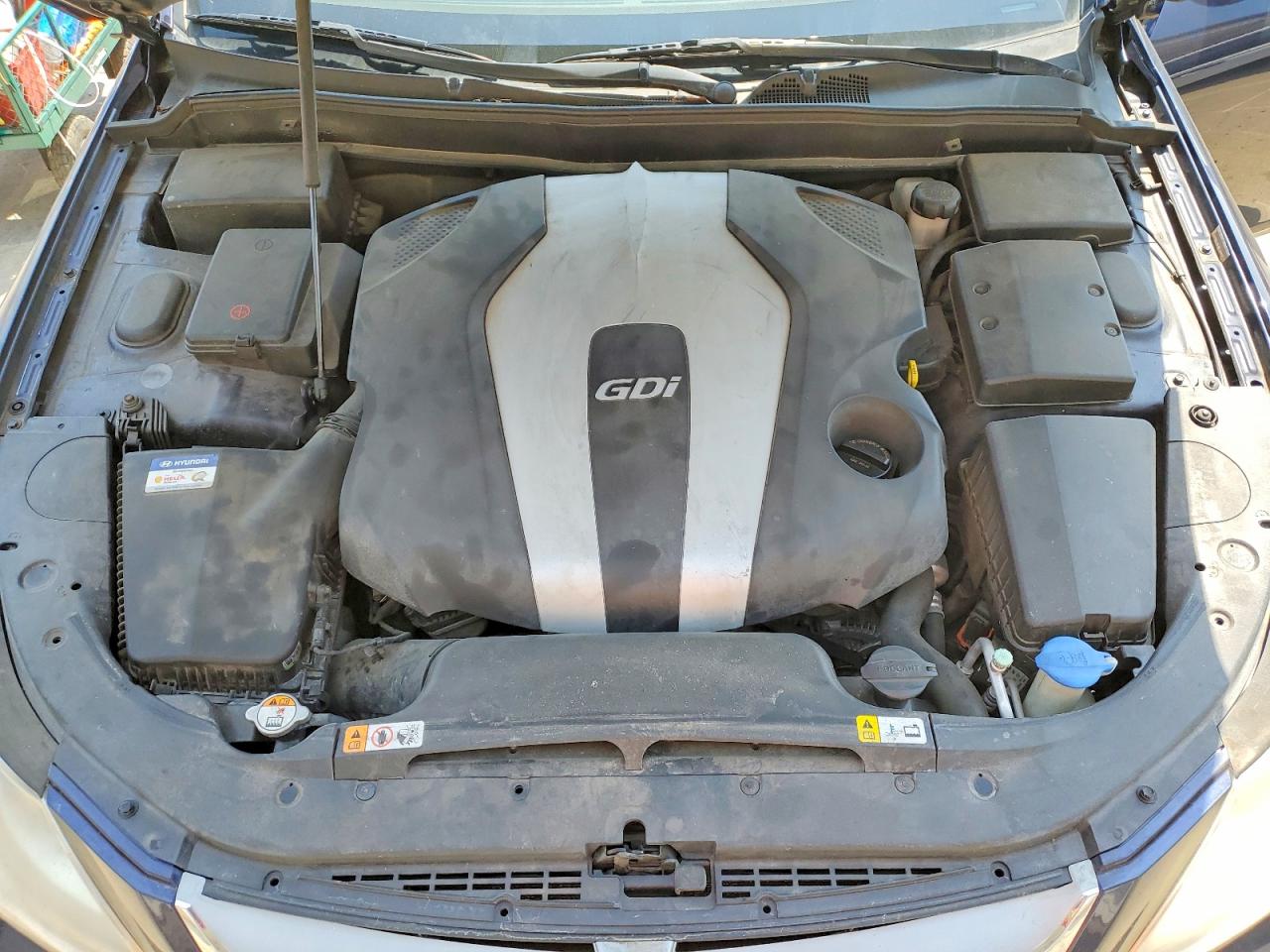 2013 HYUNDAI GENESIS 3.8L photo 11