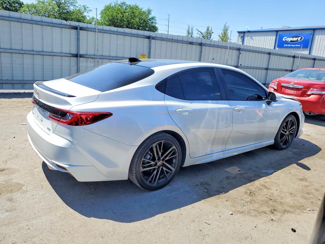 2025 TOYOTA CAMRY XSE photo 7