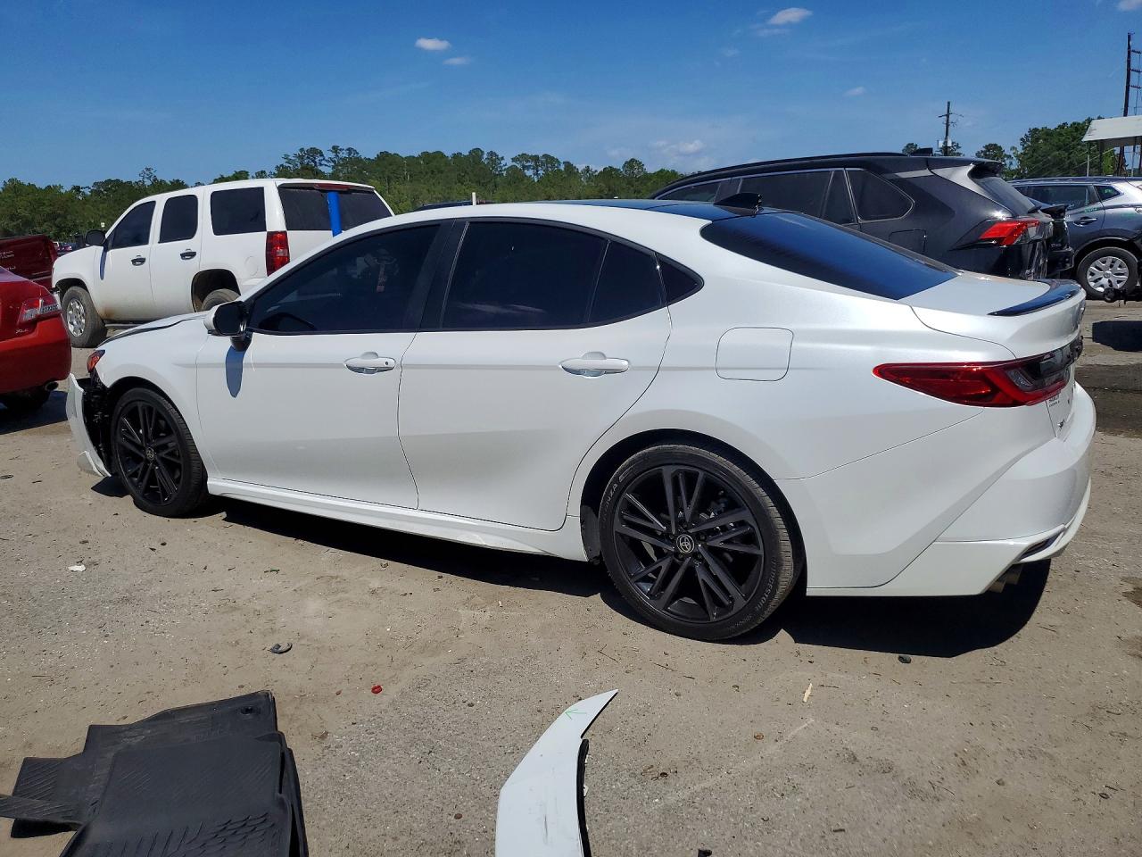 2025 TOYOTA CAMRY XSE photo 4