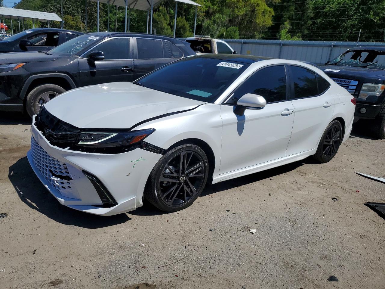 2025 TOYOTA CAMRY