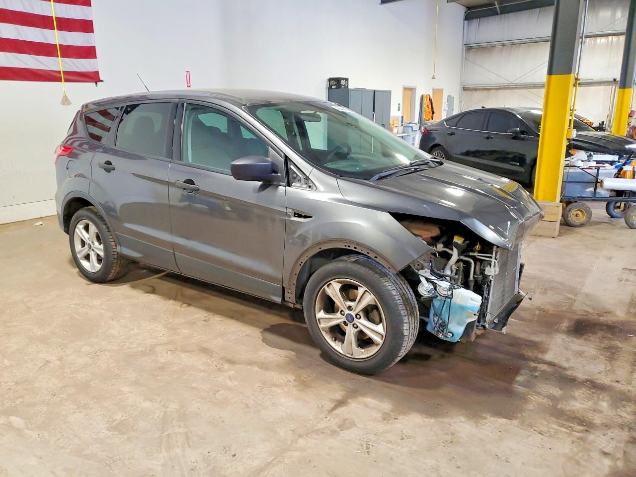 2015 FORD ESCAPE S photo 4