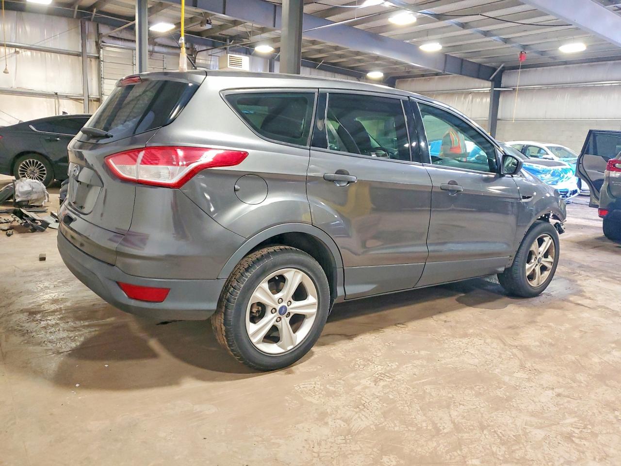 2015 FORD ESCAPE S photo 3