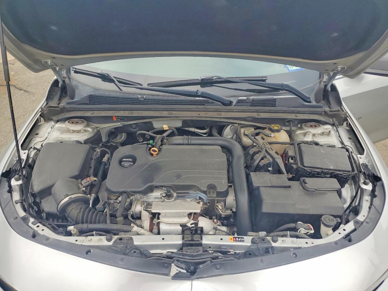 2018 CHEVROLET MALIBU LS photo 11