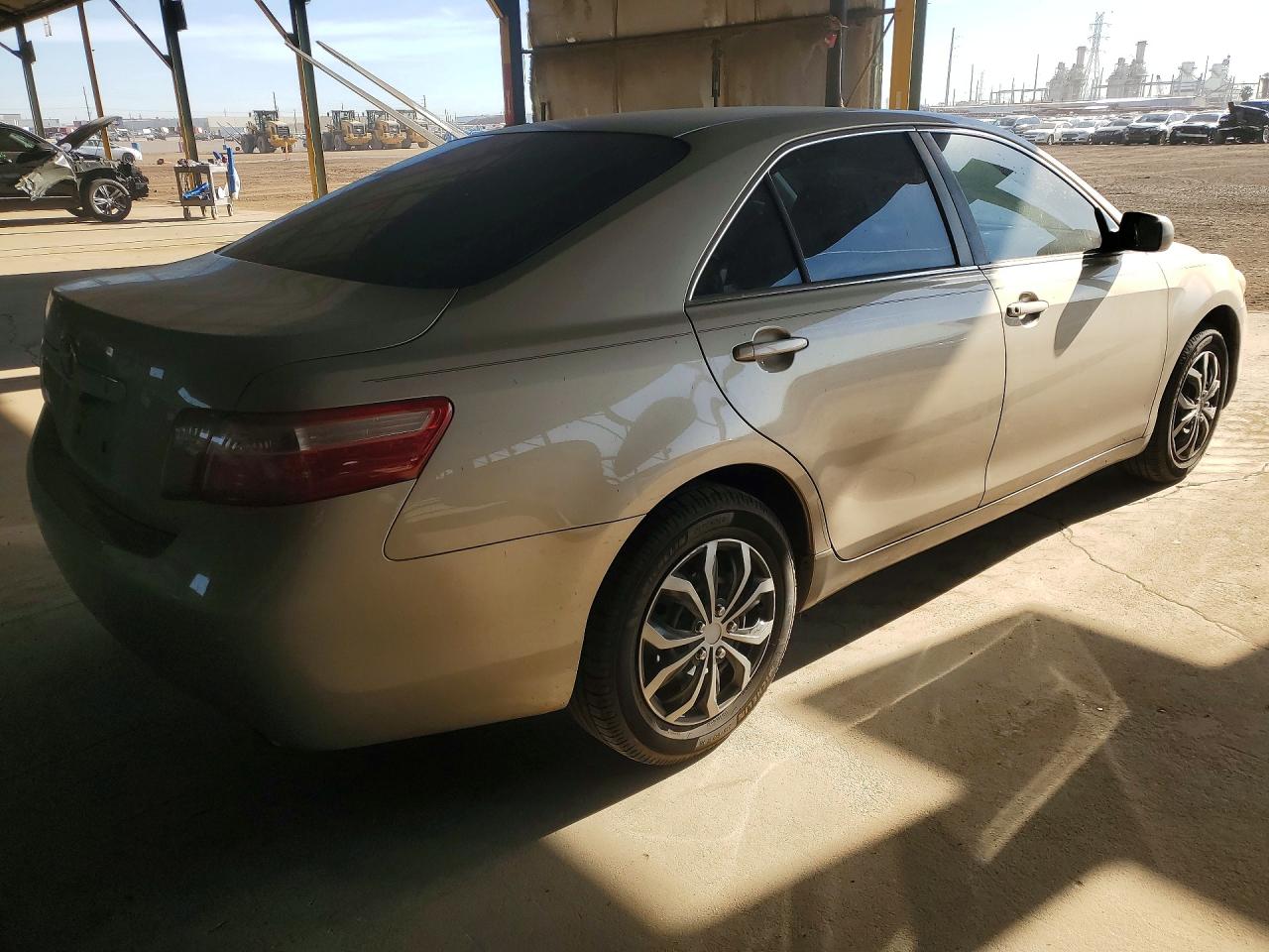 2009 TOYOTA CAMRY BASE photo 5