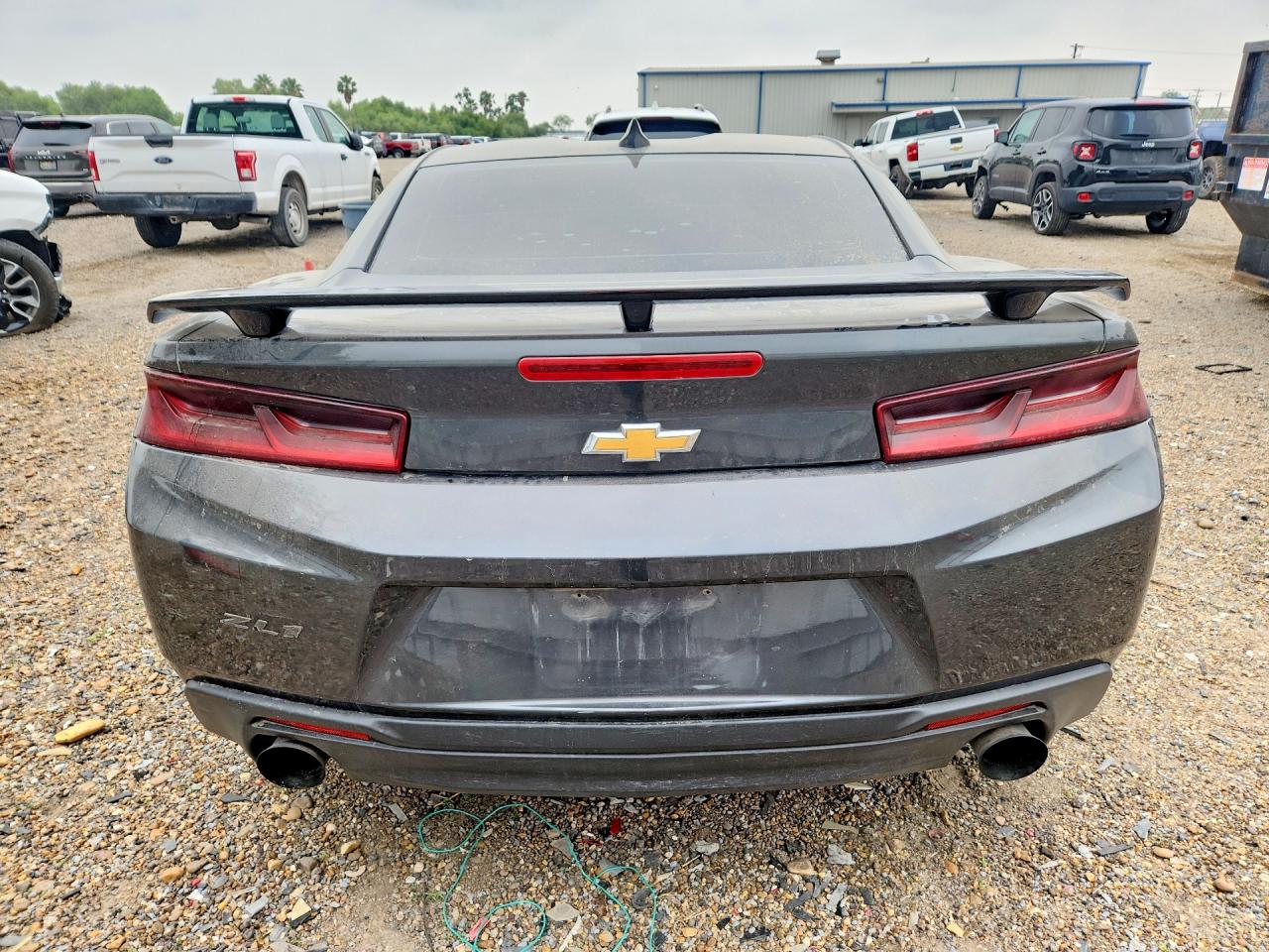 2017 CHEVROLET CAMARO LT photo 6