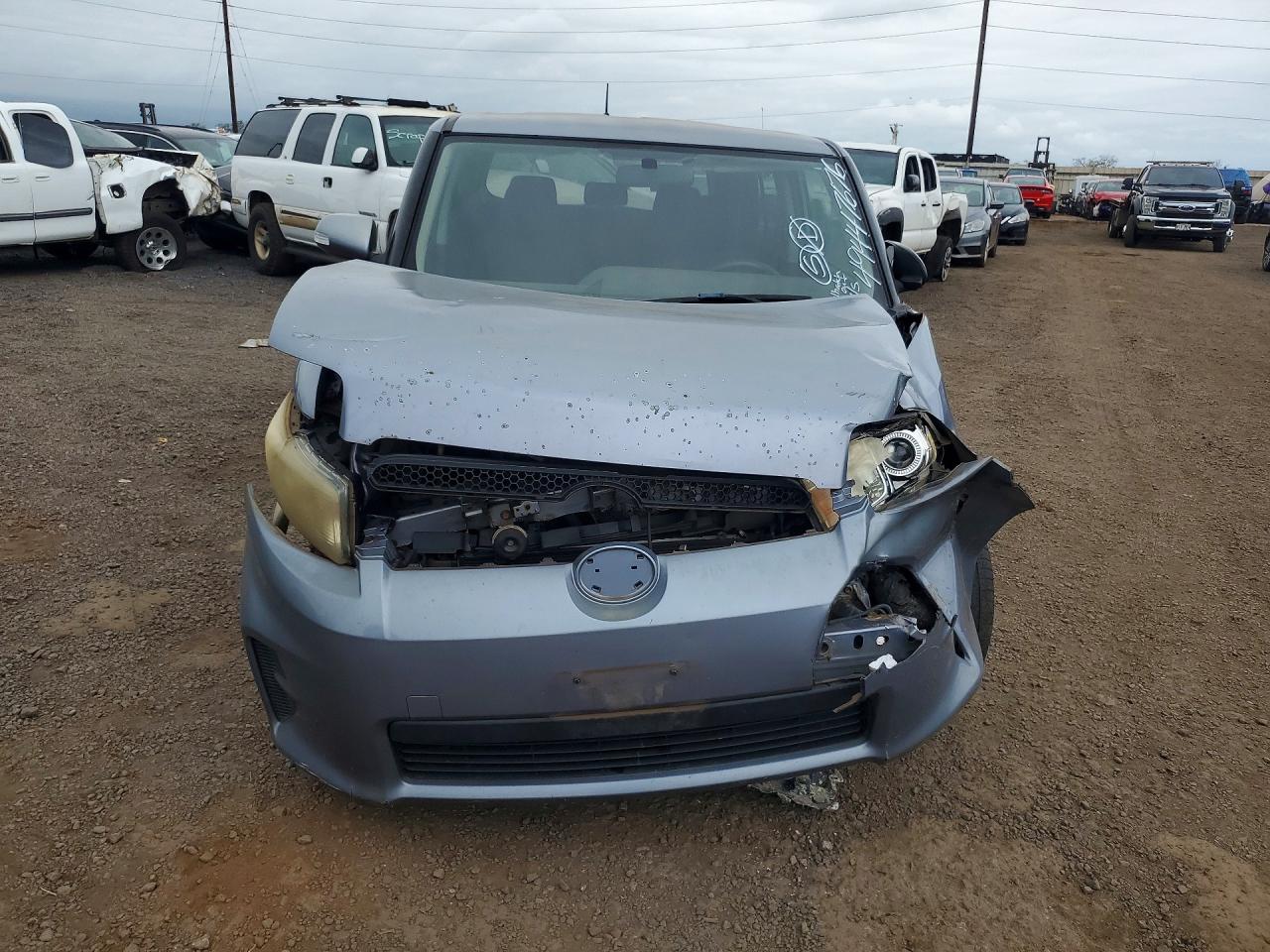 2011 TOYOTA SCION XB photo 13