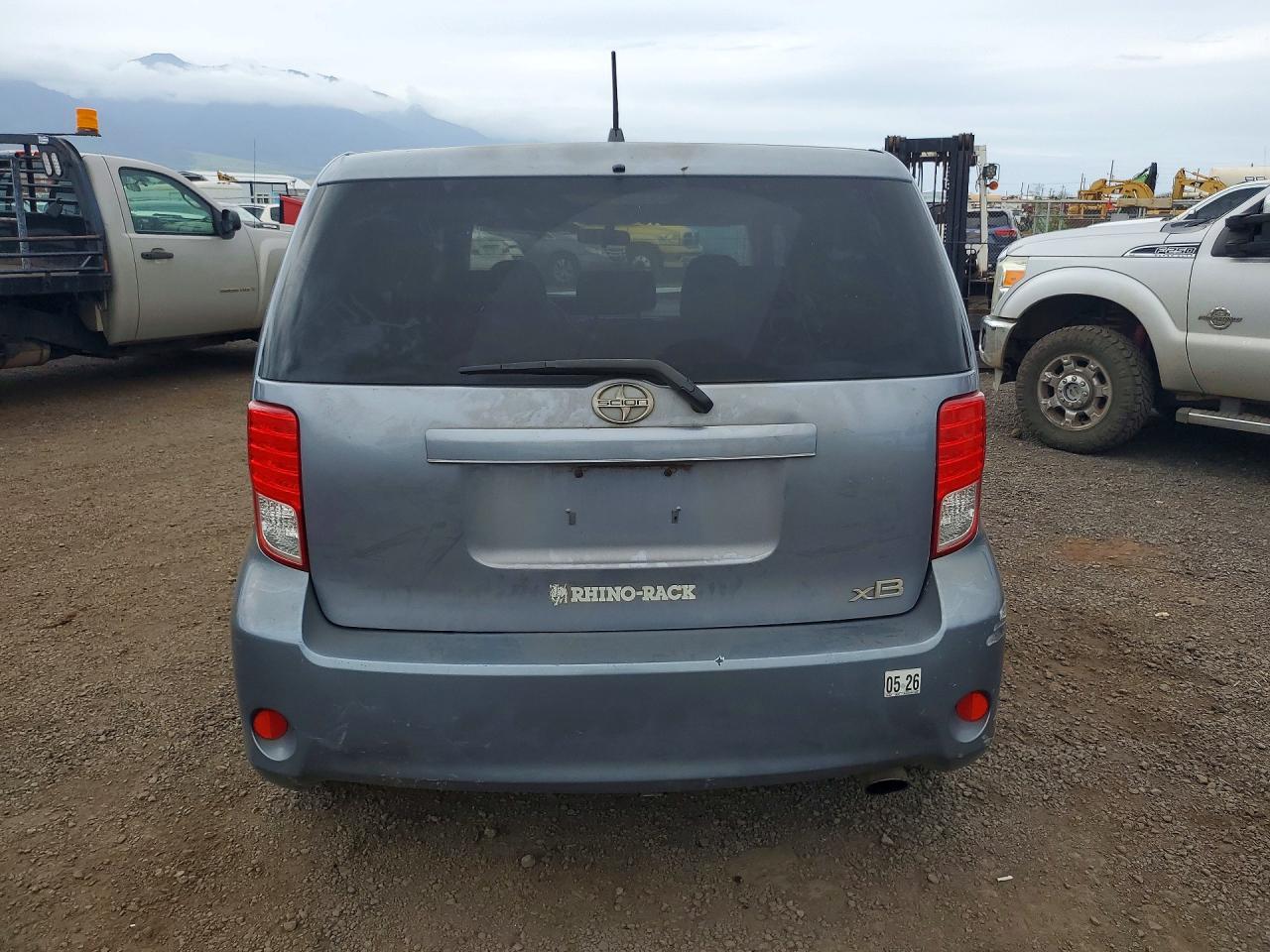 2011 TOYOTA SCION XB photo 16