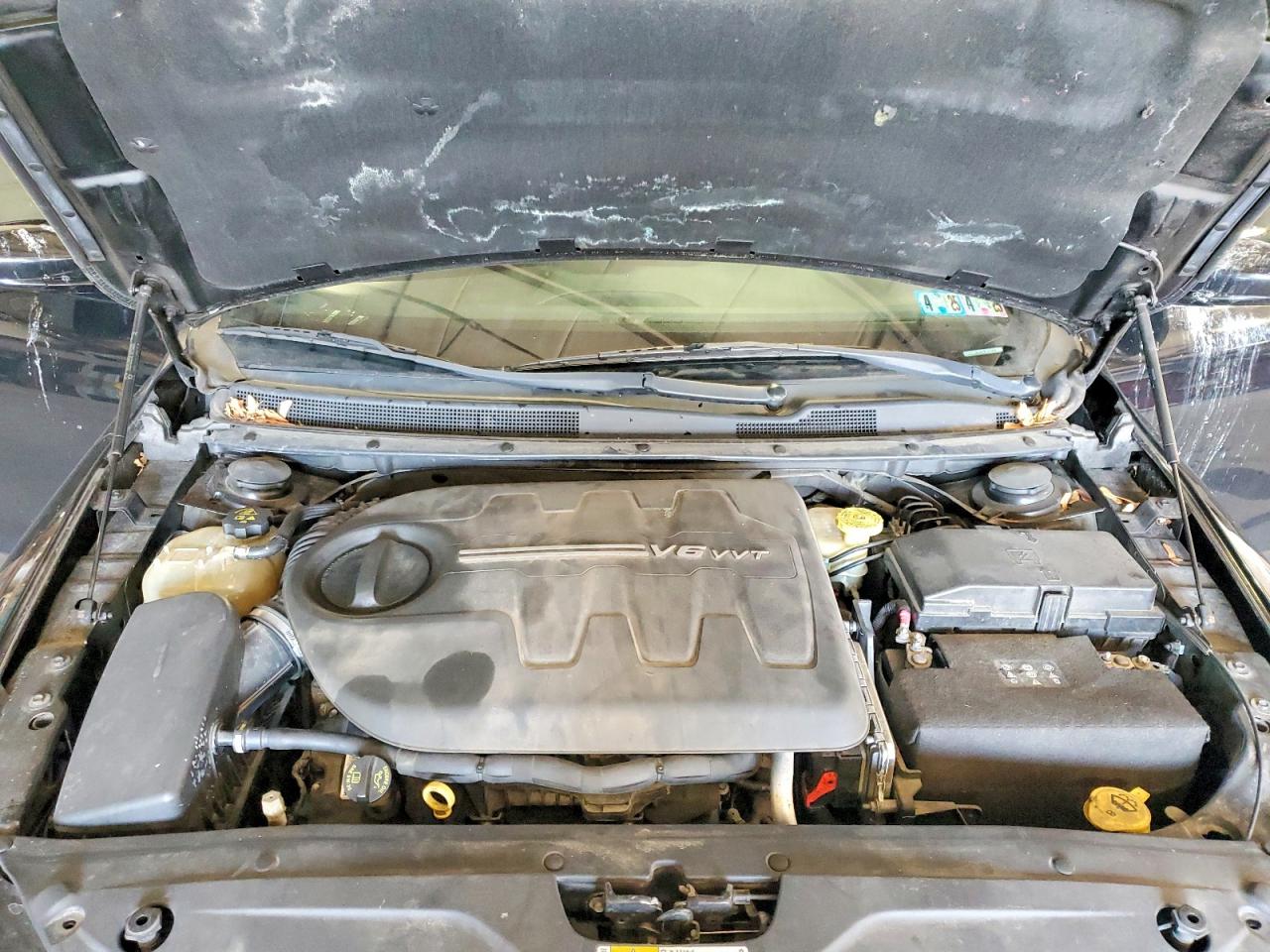 2015 CHRYSLER 200 S photo 31