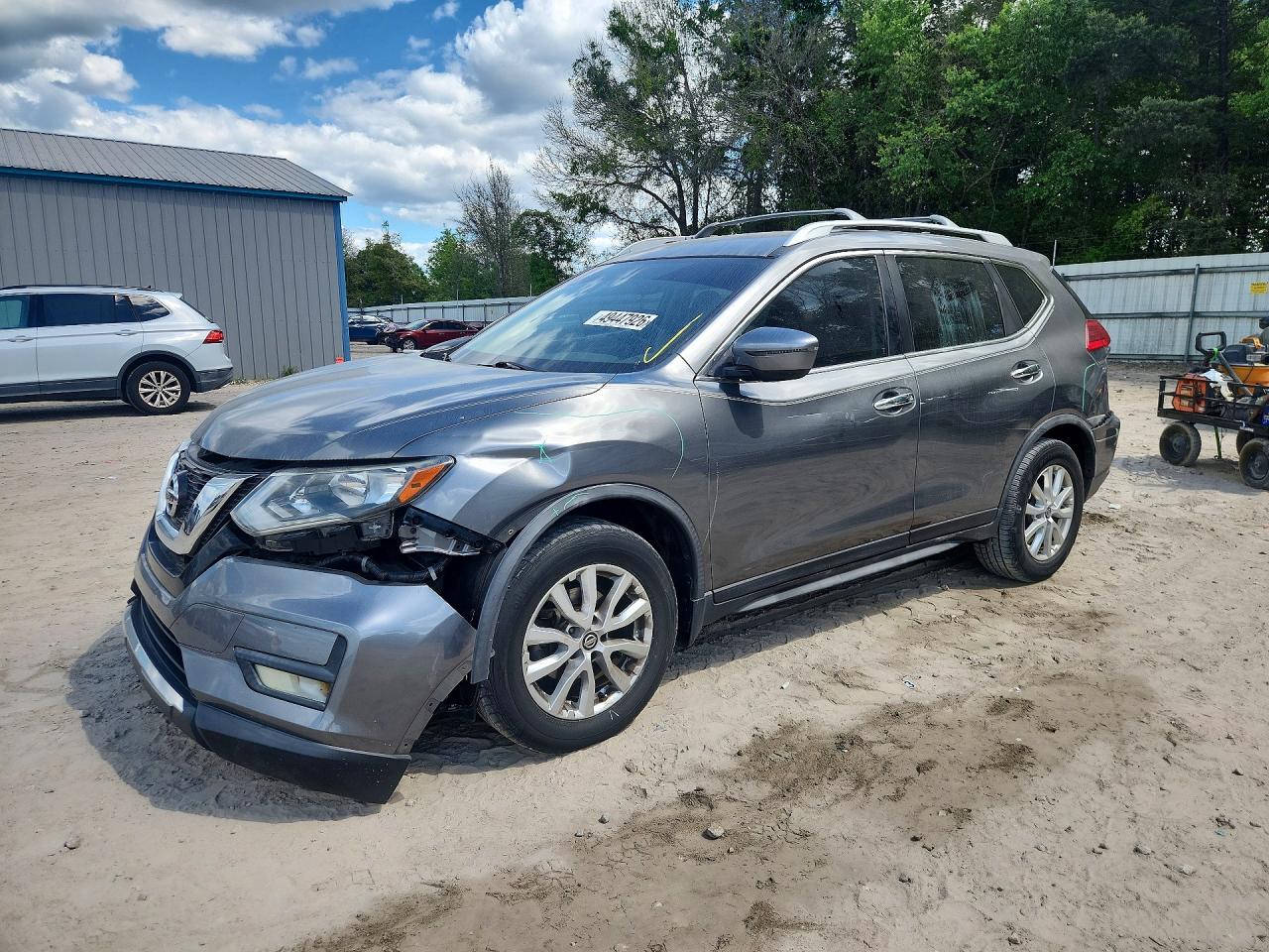 2017 NISSAN ROGUE