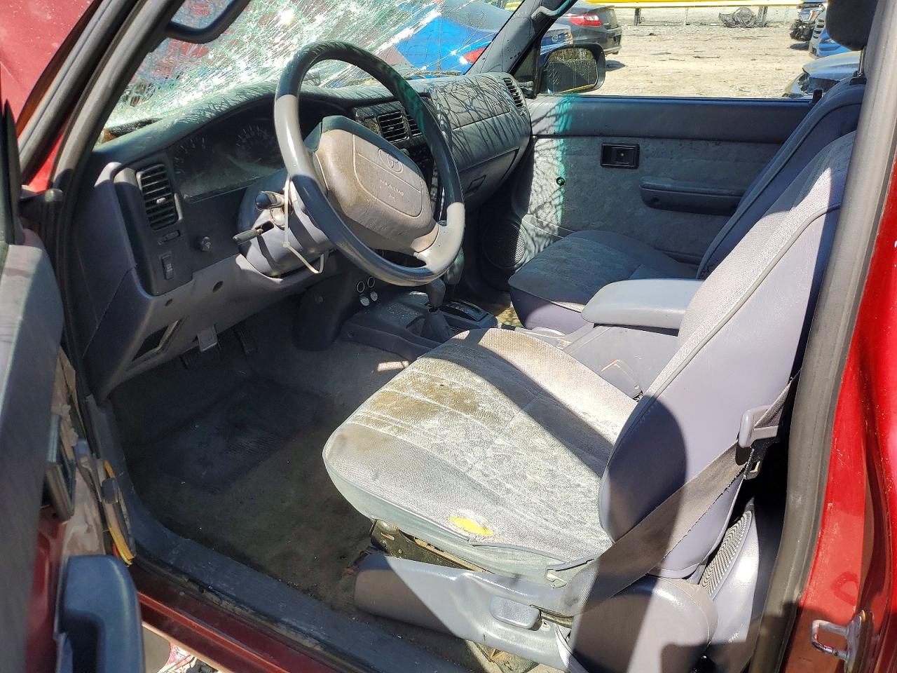 2000 TOYOTA TACOMA BASE photo 8