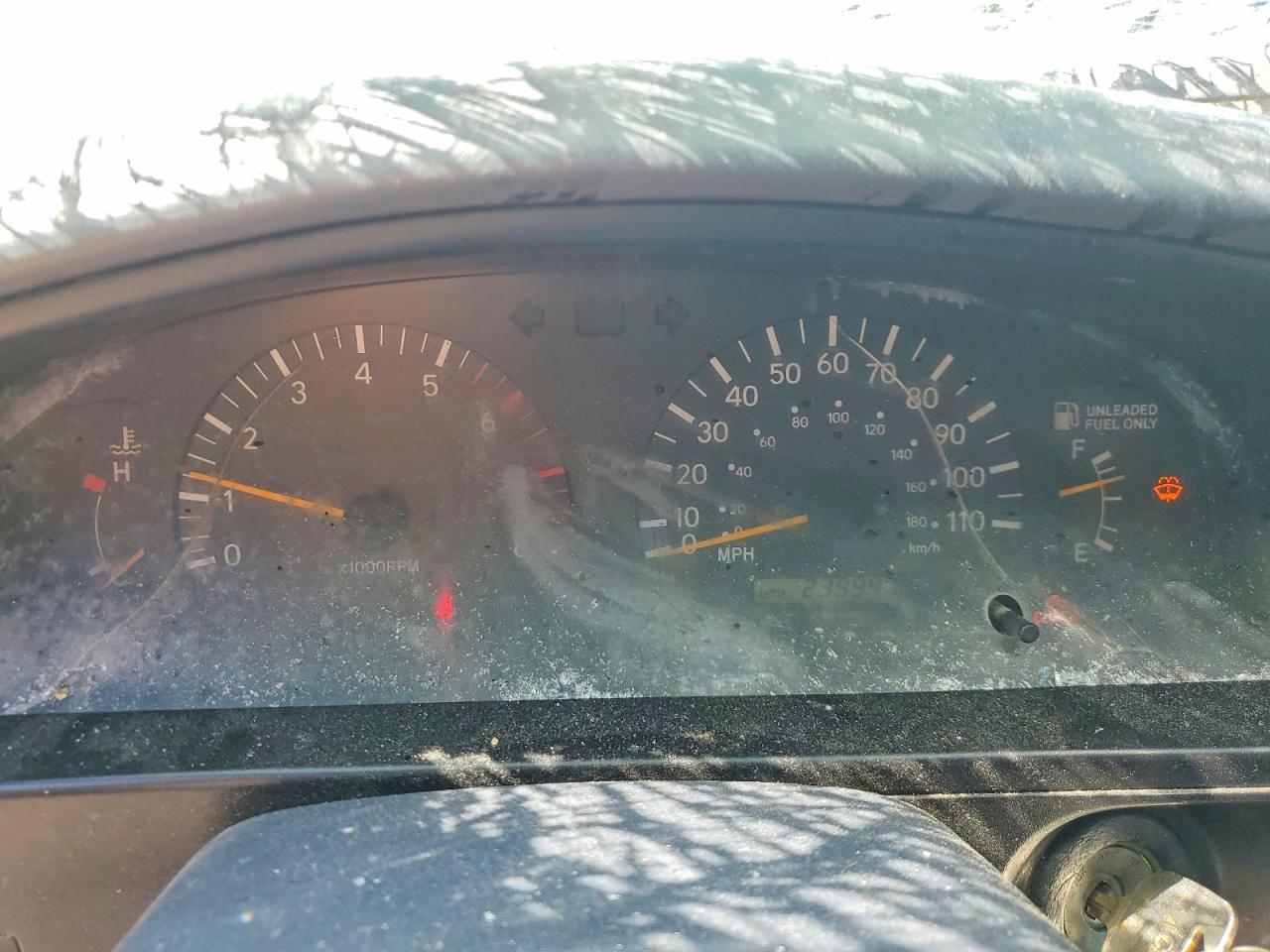 2000 TOYOTA TACOMA BASE photo 9