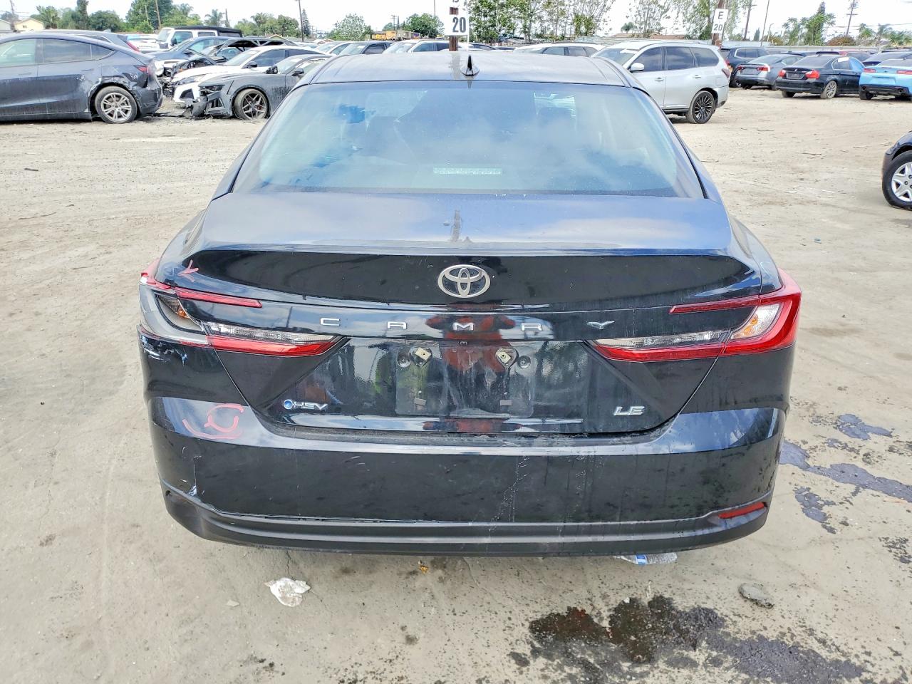 2025 TOYOTA CAMRY LE photo 16