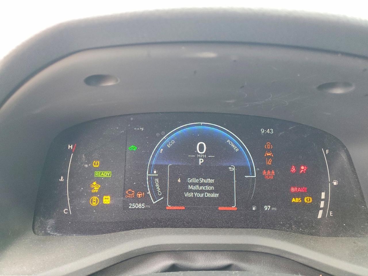 2025 TOYOTA CAMRY LE photo 25
