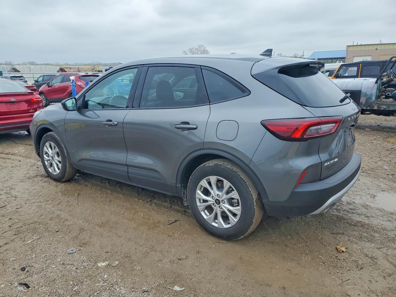 2025 FORD ESCAPE ACTIVE photo 3