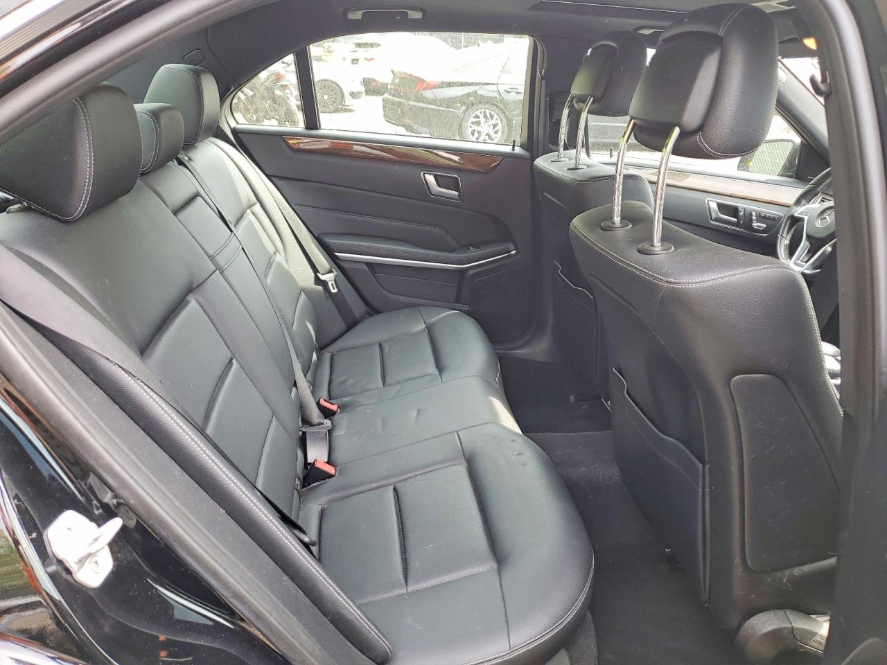 2014 MERCEDES-BENZ E 350 4MATIC photo 28