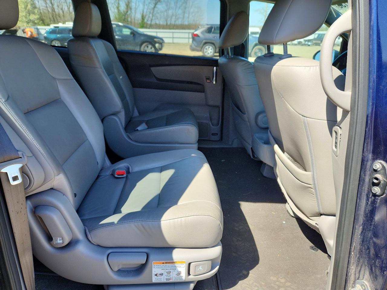 2016 HONDA ODYSSEY TOURING photo 11