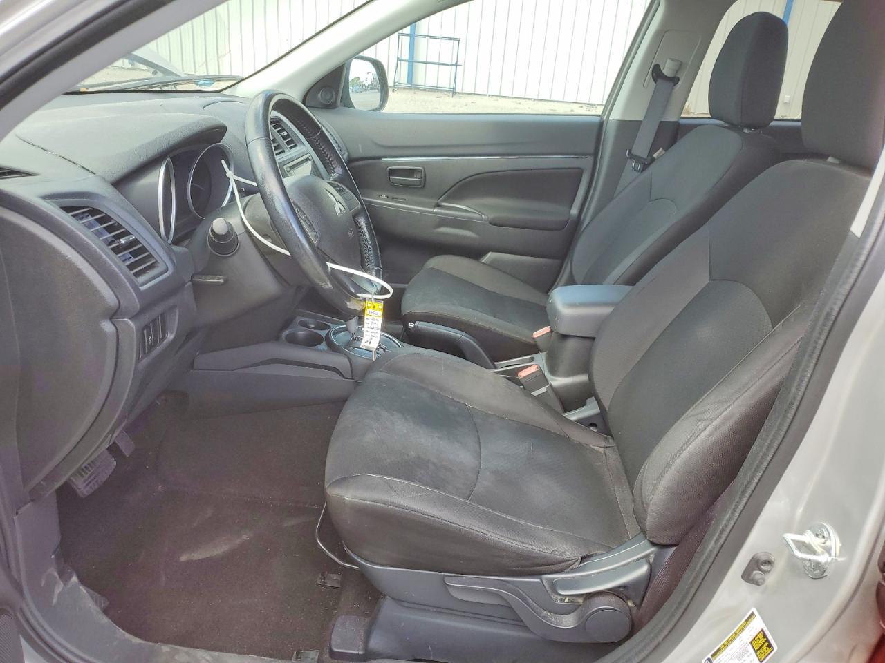 2015 MITSUBISHI OUTLANDER SPORT ES photo 19