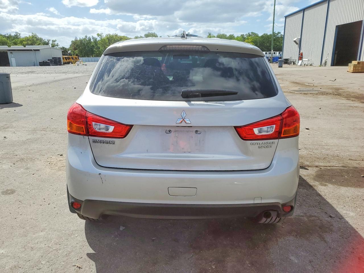 2015 MITSUBISHI OUTLANDER SPORT ES photo 16