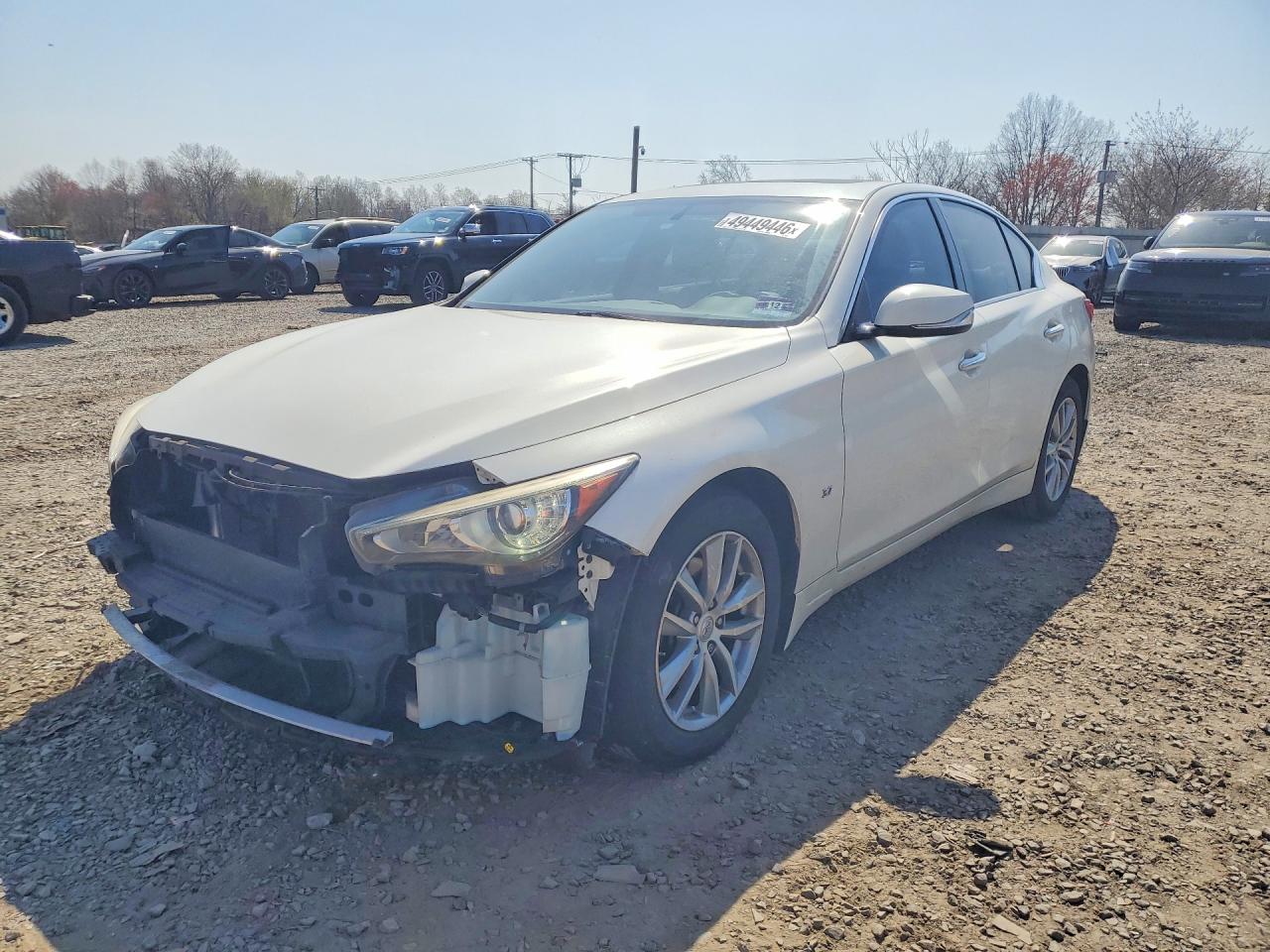 2015 INFINITI Q50