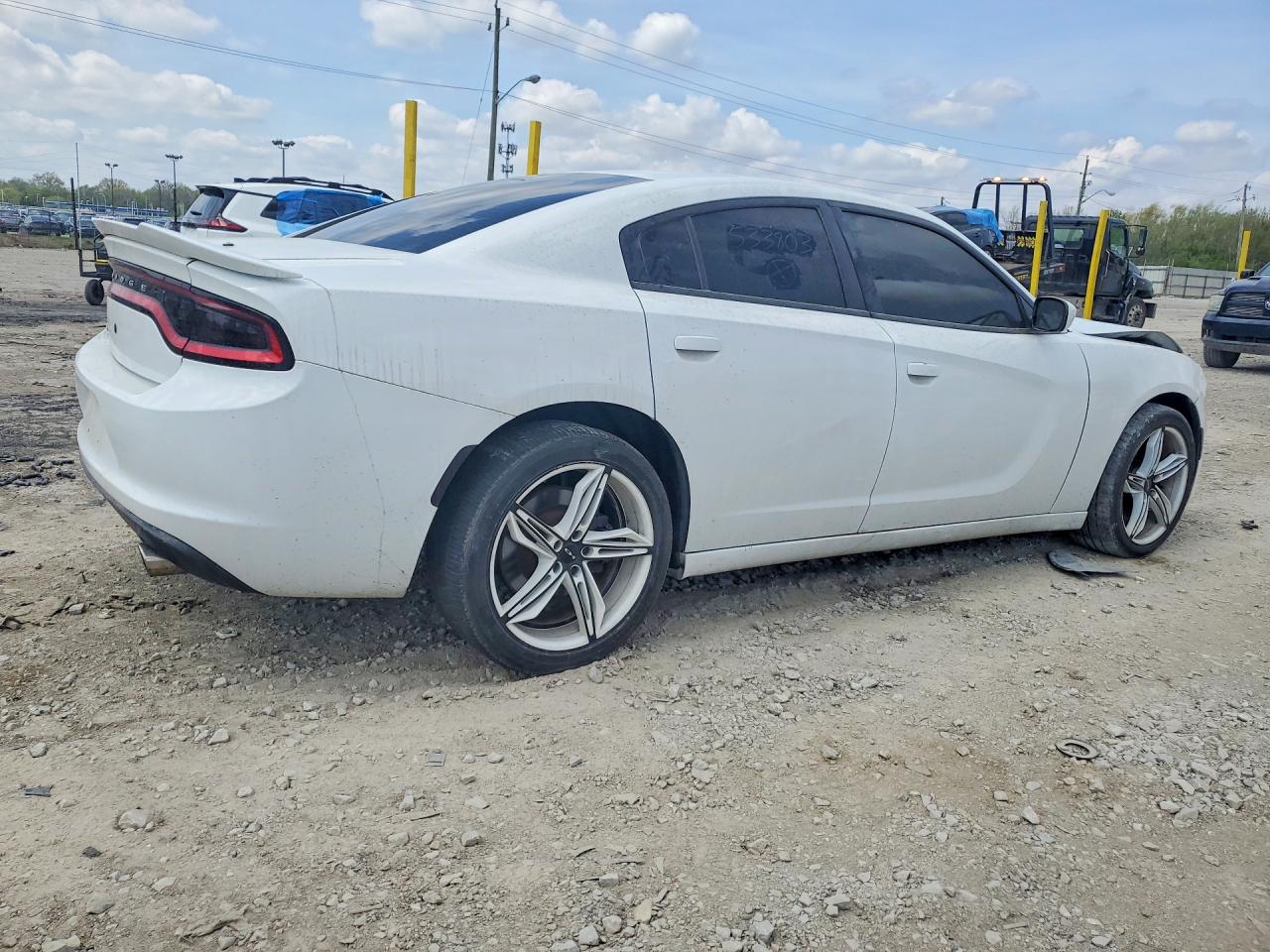 2017 DODGE CHARGER POLICE photo 3