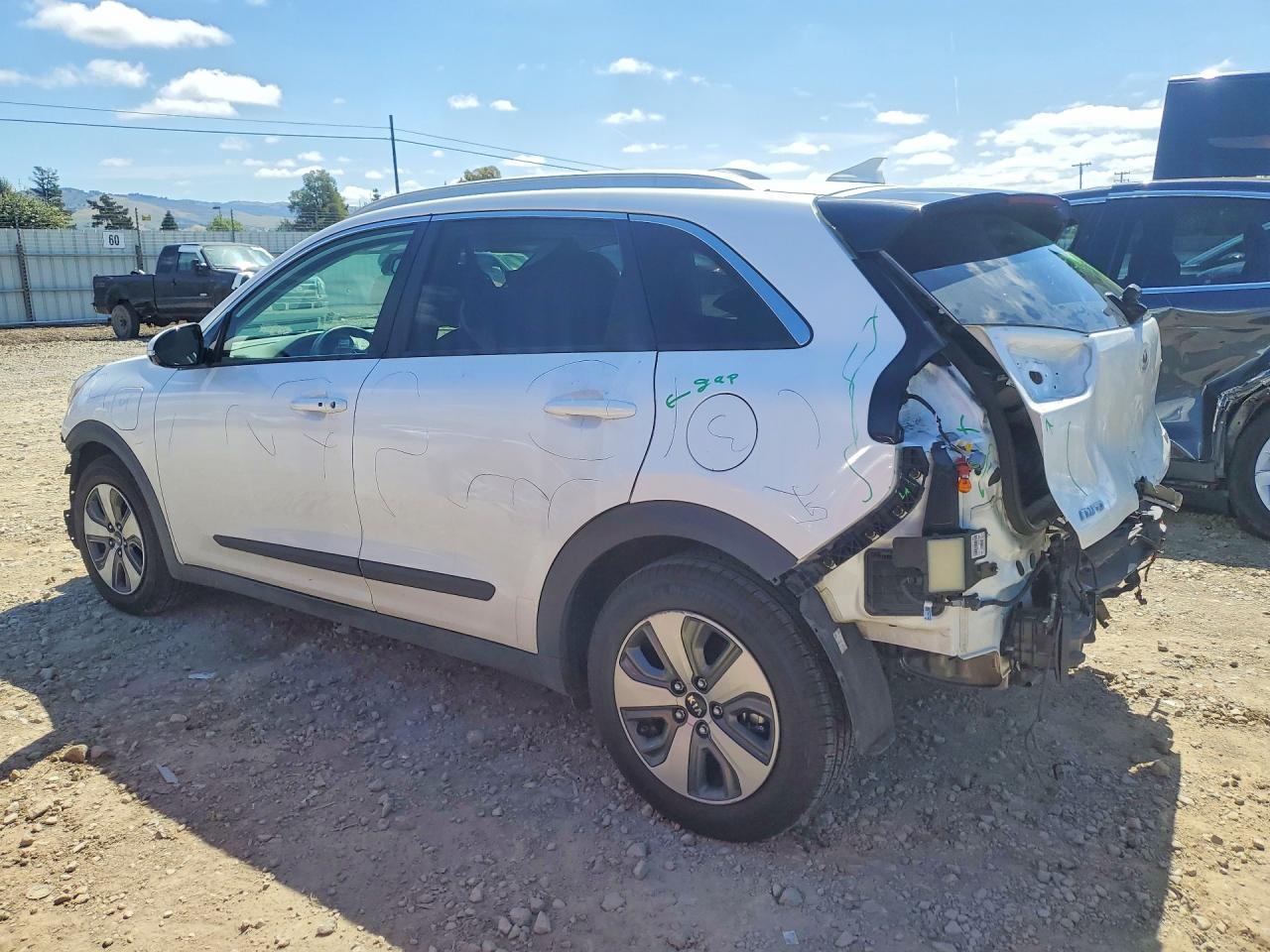 2018 KIA NIRO EX PREMIUM photo 3