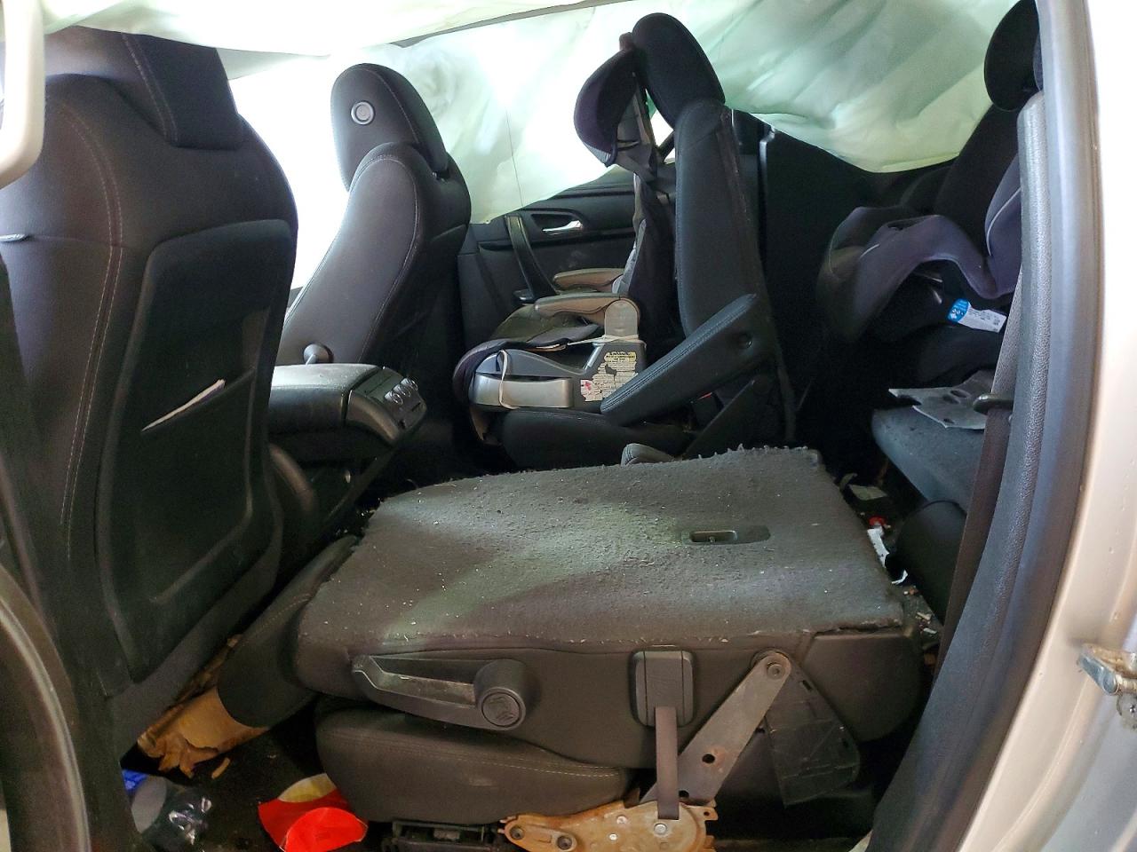 2014 GMC ACADIA SLE photo 21