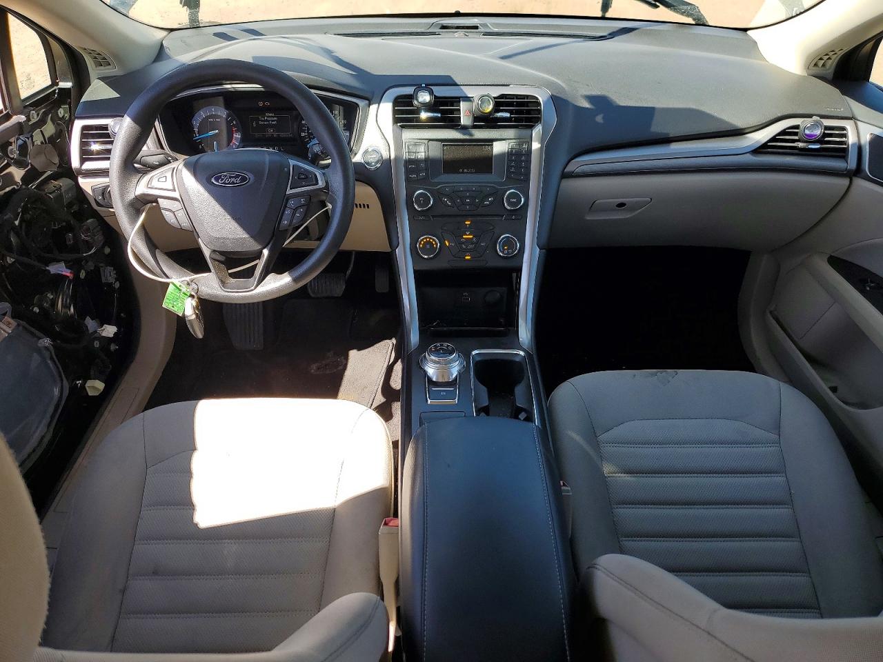 2017 FORD FUSION photo 15