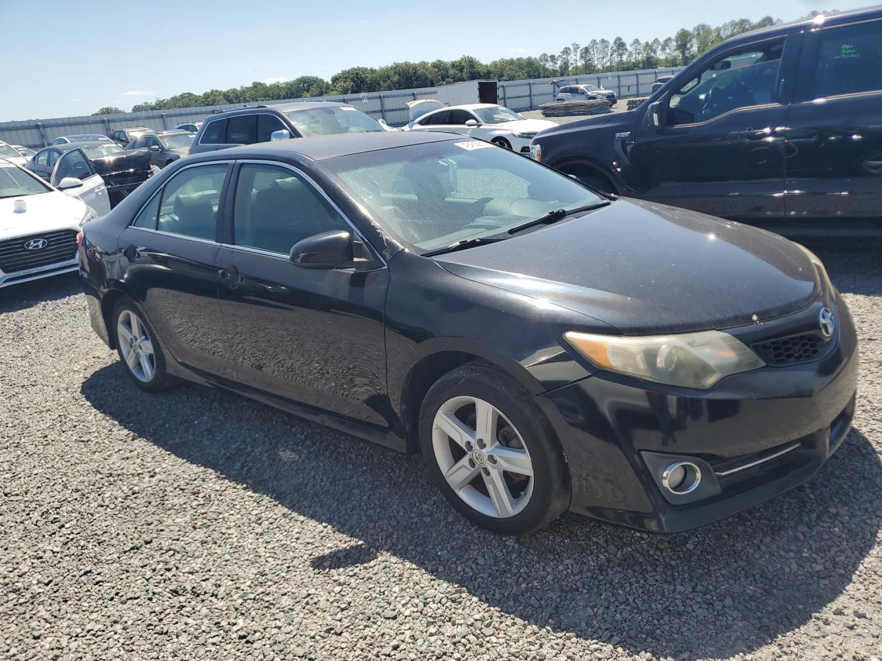2012 TOYOTA CAMRY SE photo 7