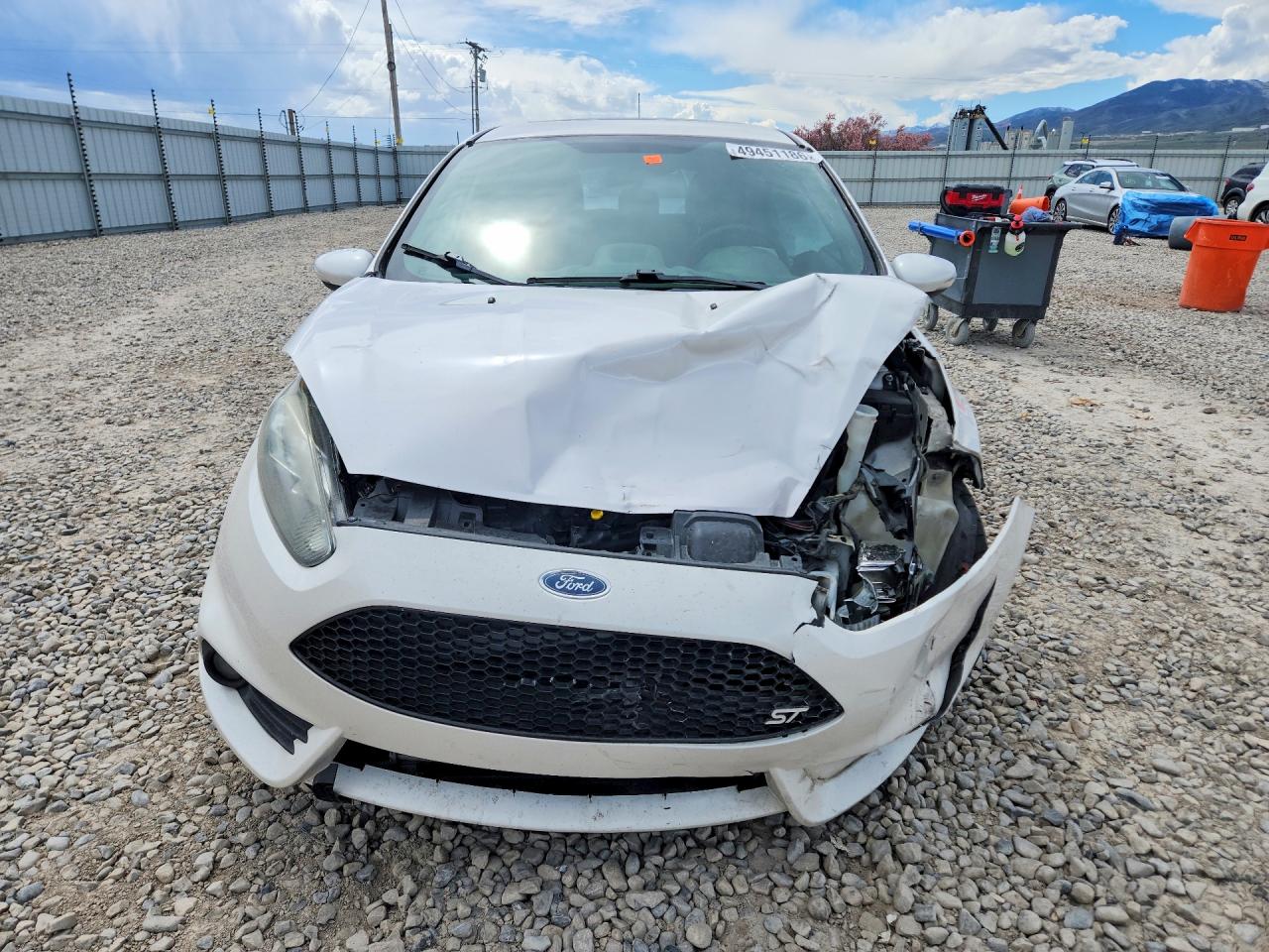 2016 FORD FIESTA ST photo 9