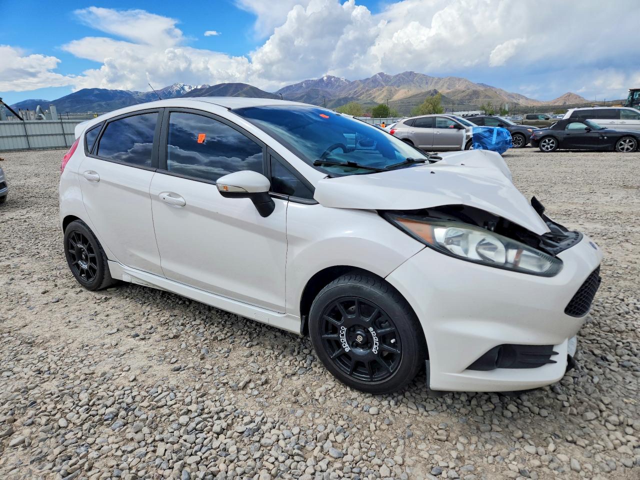 2016 FORD FIESTA ST photo 7