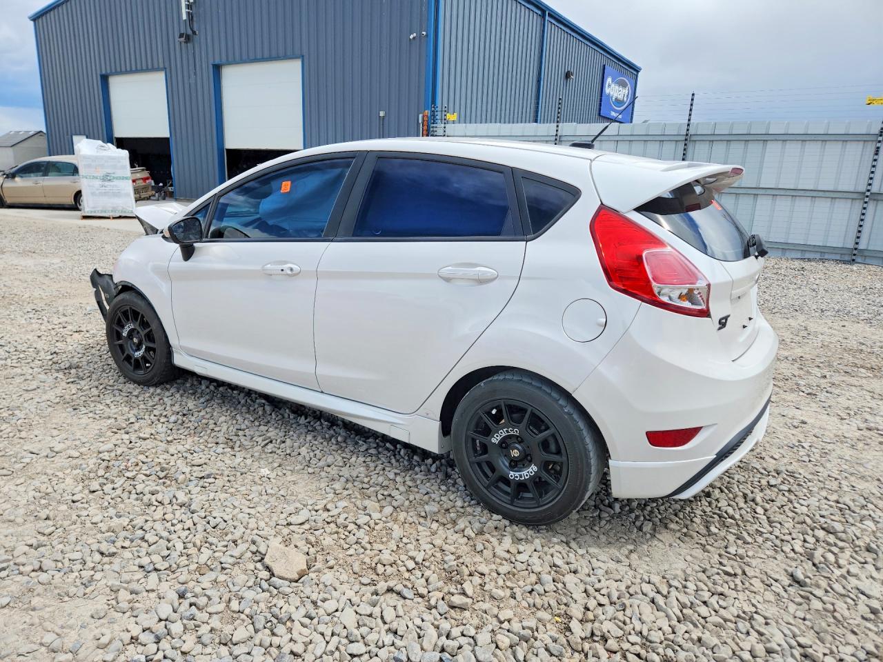 2016 FORD FIESTA ST photo 3
