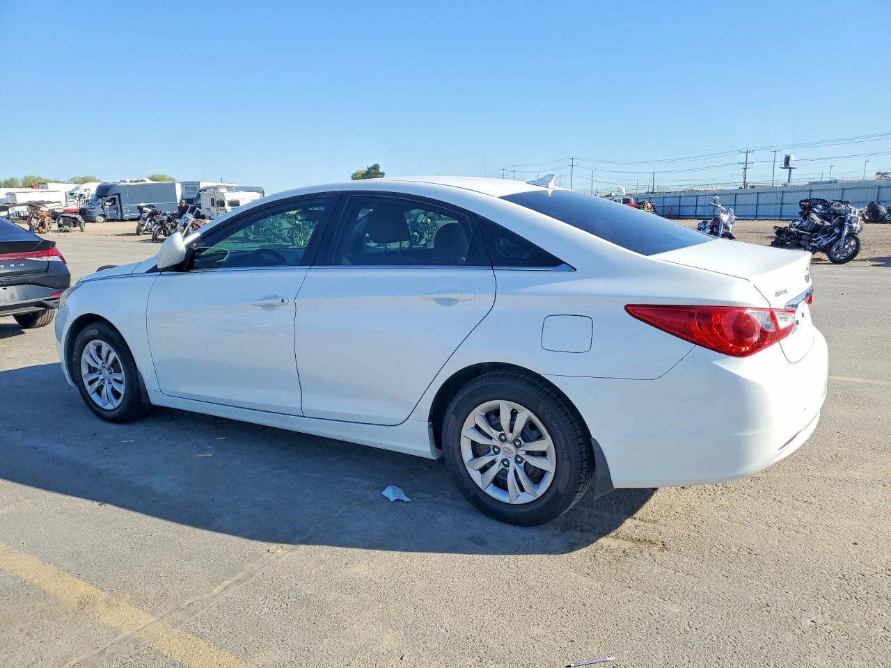 2011 HYUNDAI SONATA GLS photo 4