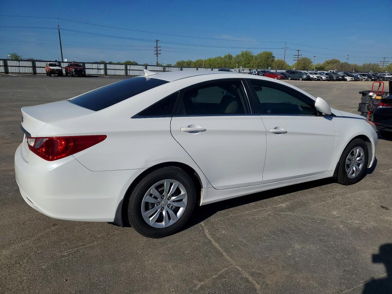 2011 HYUNDAI SONATA GLS photo 7