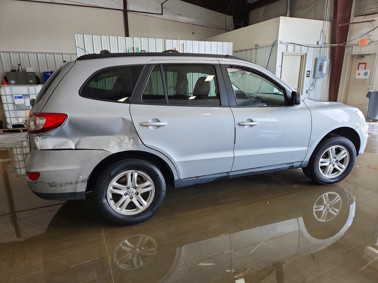 2010 HYUNDAI SANTA FE GLS photo 5