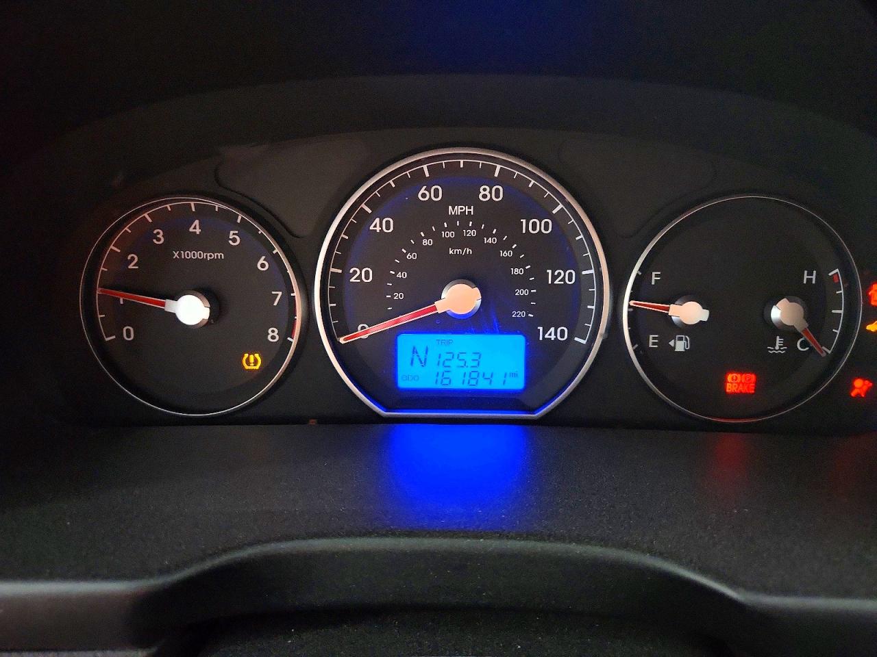 2010 HYUNDAI SANTA FE GLS photo 17