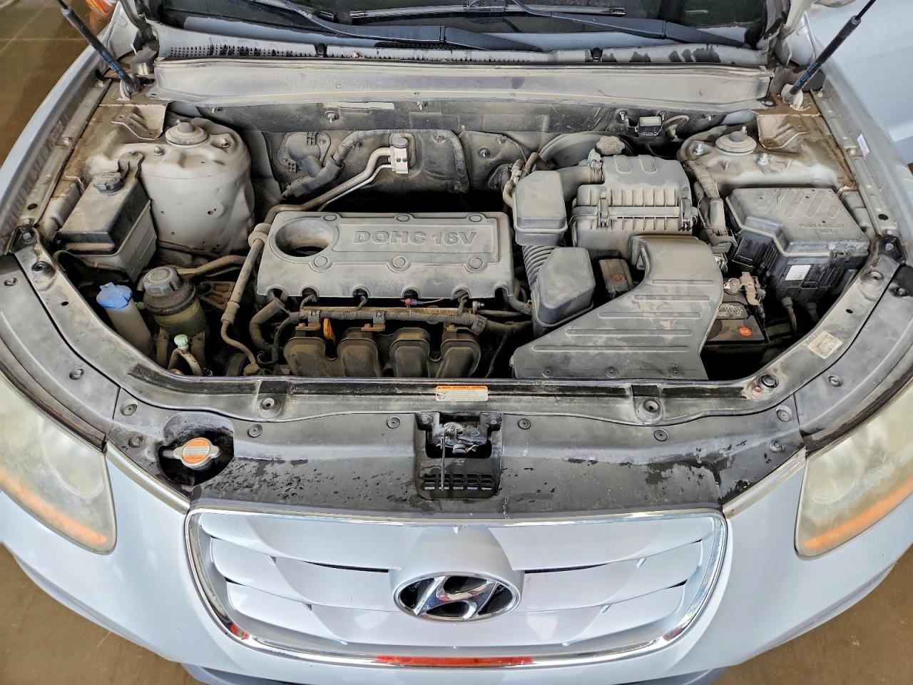 2010 HYUNDAI SANTA FE GLS photo 21