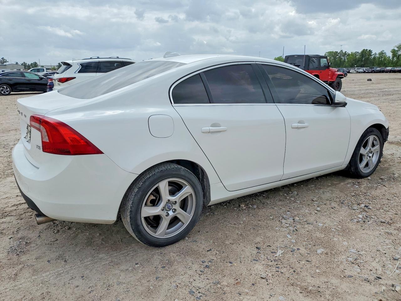 2013 VOLVO S60 T5 photo 5