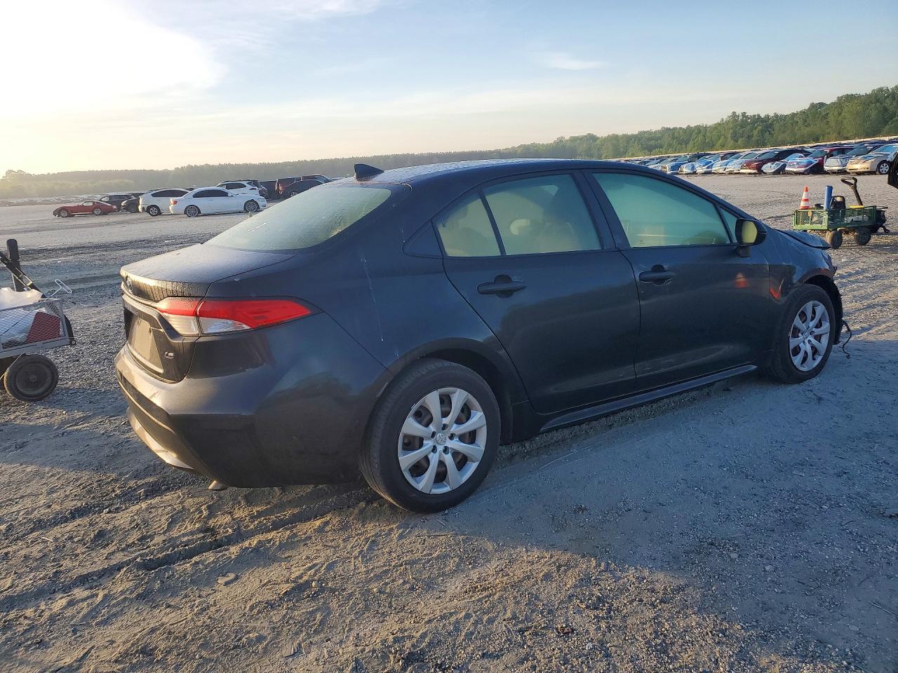 2020 TOYOTA COROLLA LE photo 5