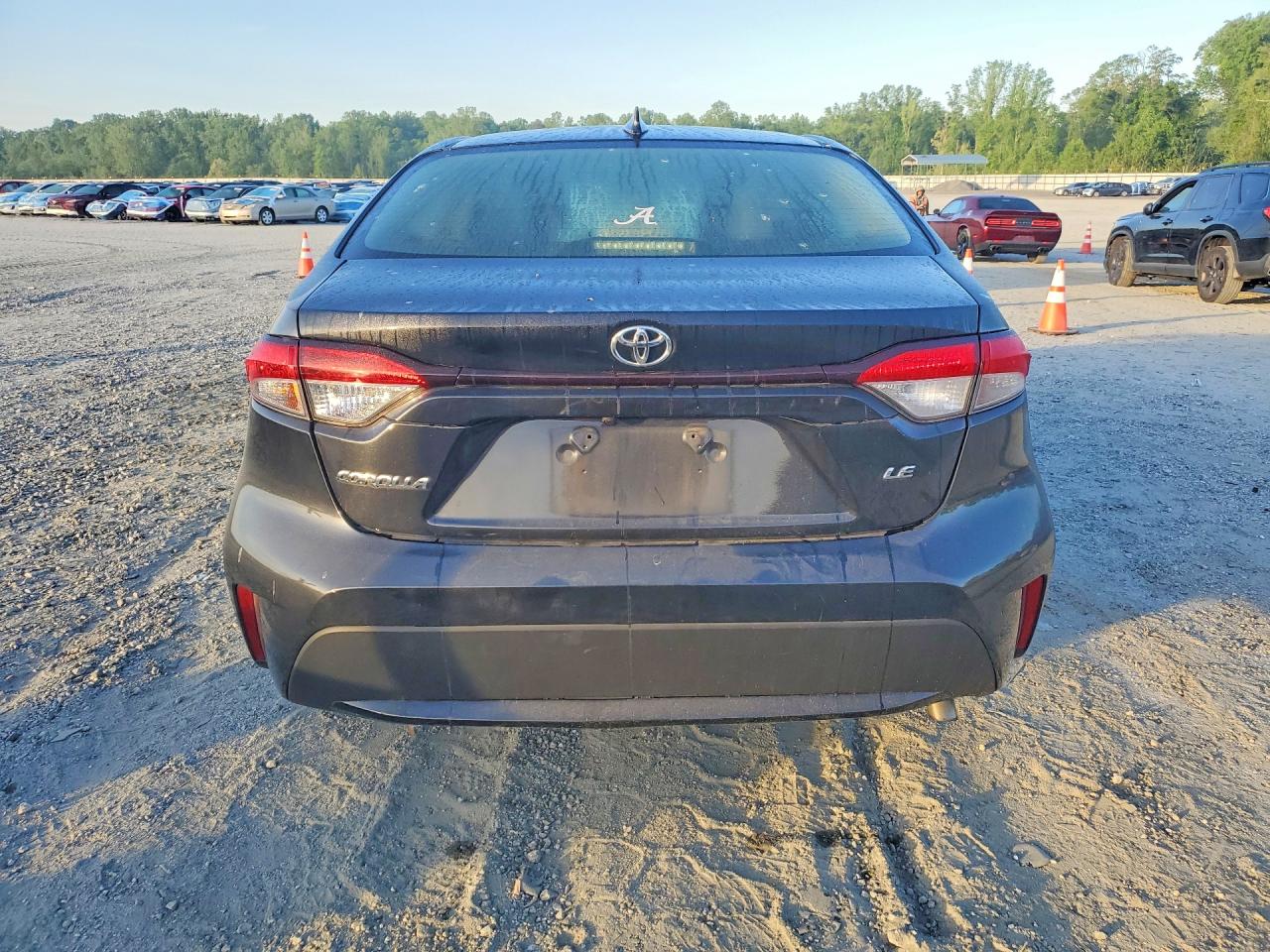 2020 TOYOTA COROLLA LE photo 11