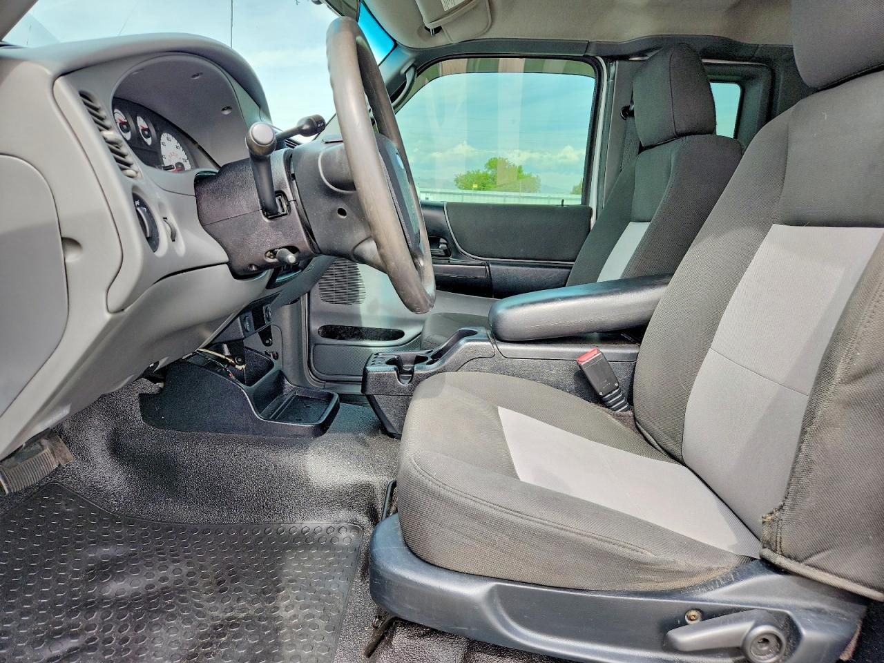 2011 FORD RANGER SUPER CAB photo 13