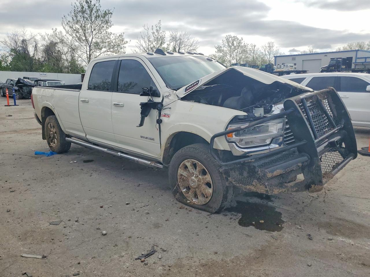 2022 RAM 3500 LARAMIE photo 7